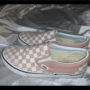 Pink checkered vans!